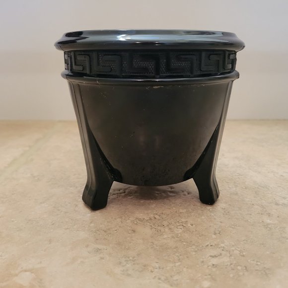 LE Smith Black Amethyst Glass Footed Vase - Picture 3 of 10